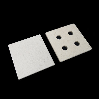 耐熱衝撃性と長寿命のために設計された、白色コーディエライト-ムライト製の窯棚、焼成棚