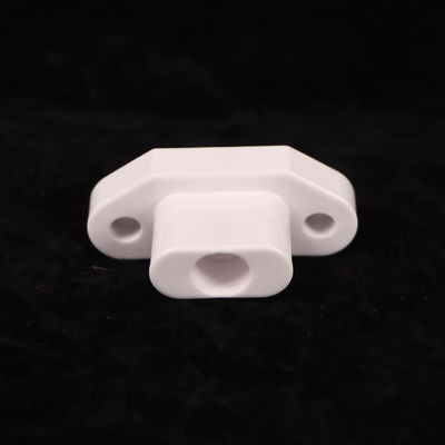 白いアルミオキシドセラミック 18-20 KV/mm の高介電性強度と200-400 GPa のヤングのモジュール