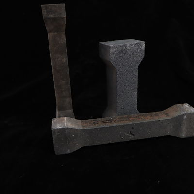 グラス化されていないオーブンポスト 冷凍粉砕強度>90MPA 表面孔隙性 7-8%