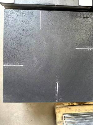 厚さ10-30mm 炭化ケイ素製窯棚 工業用グレード 窯焼成棚 優れた熱安定性