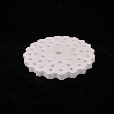 熱伝導力 3.5〜4.5ワット/メートル ケルビン・マルライトセラミック 熱膨張係数 4.5〜5.5 × 10^−6 ケルビン・ポロ性 15%未満